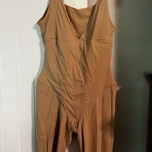 Maidenform shapewear